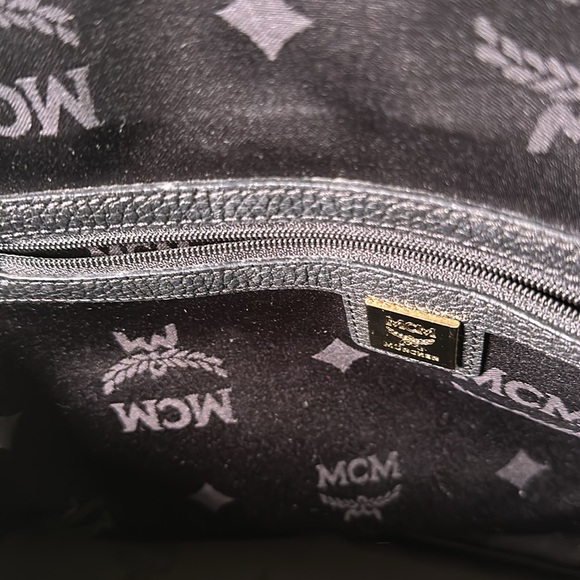 MCM Black vintage  Hand bag - Picture 8 of 9